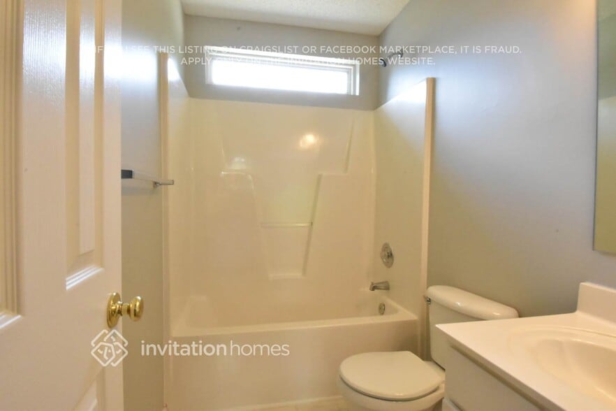 Building Photo - 9023 Woodland Park Ln