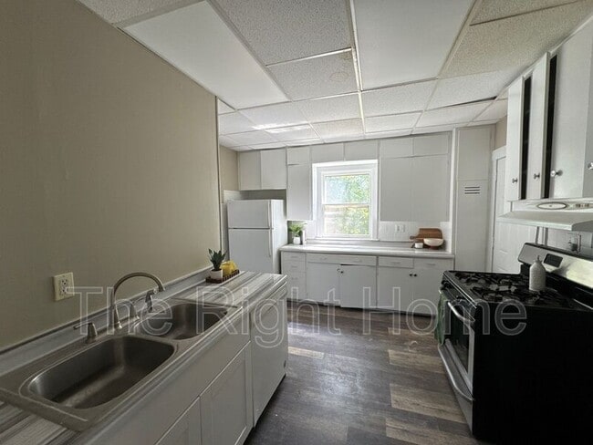 Building Photo - 1521 Park Wild Ave