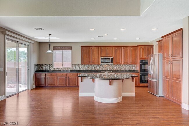 Building Photo - 7876 Sleeping Lily Dr