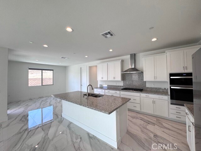 Building Photo - 25061 River Peak Dr