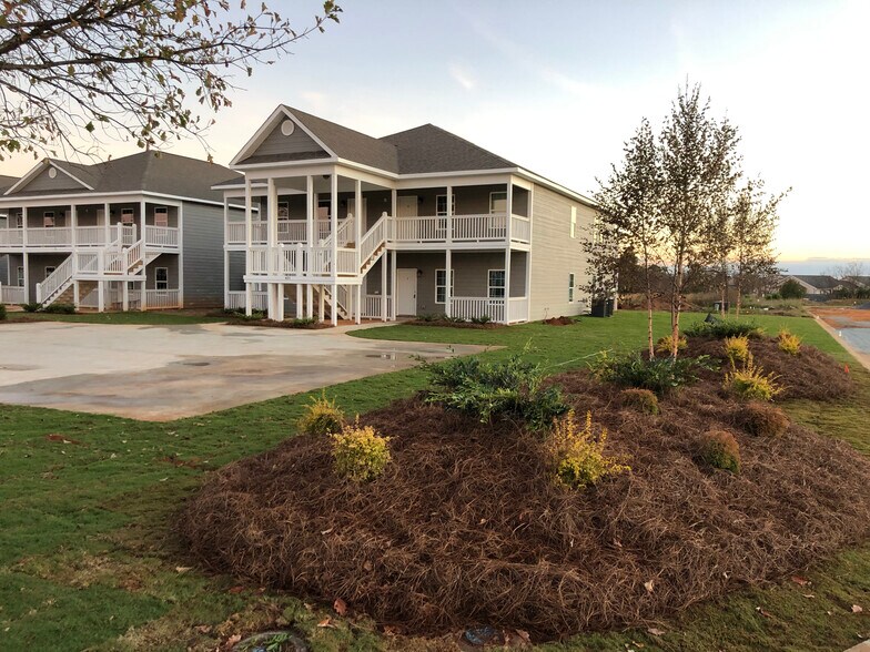 Club Villa Cottages 301 Club Villa Ct Kathleen GA 31047 Apartment