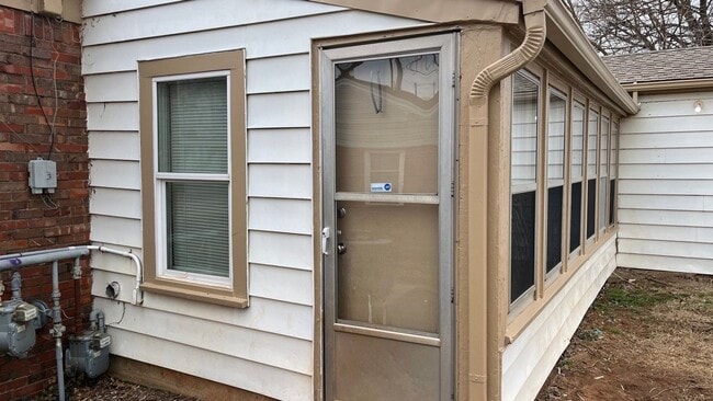 Building Photo - 1 Bed 1 Bath in Midwest City!