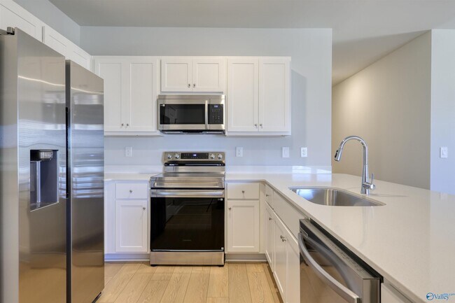 Building Photo - 143 Havner Dr