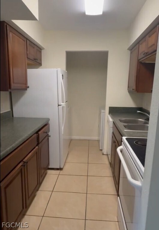 Building Photo - 2845 Winkler Ave