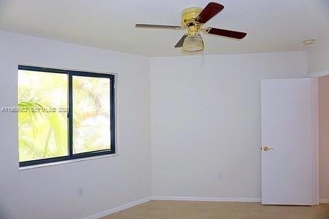 Building Photo - 9658 SW 138th Ave