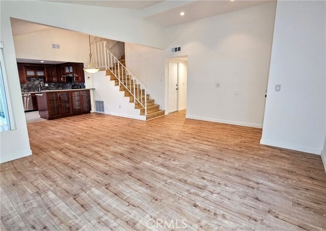 Building Photo - 2337 Cravath Ct