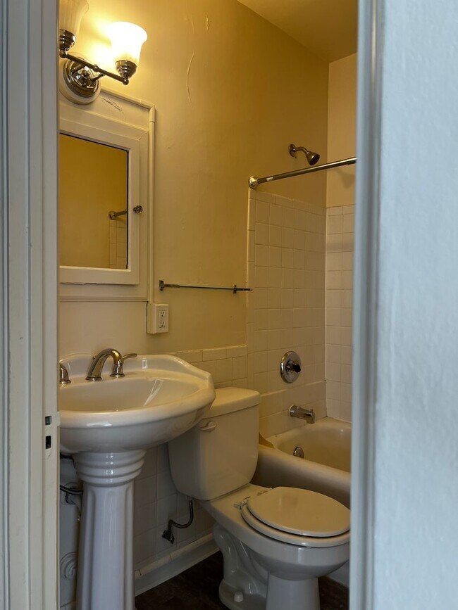 Interior Photo - Conrad