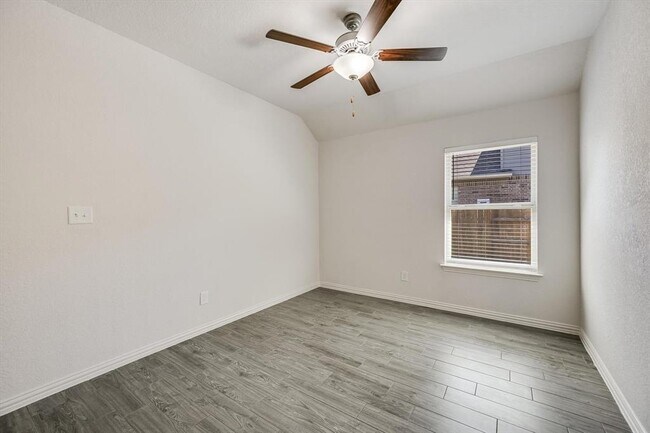 Building Photo - 3316 Amerigo Pl