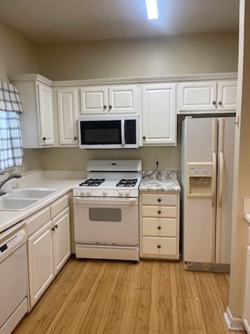 Building Photo - 2715 Windsor Ct