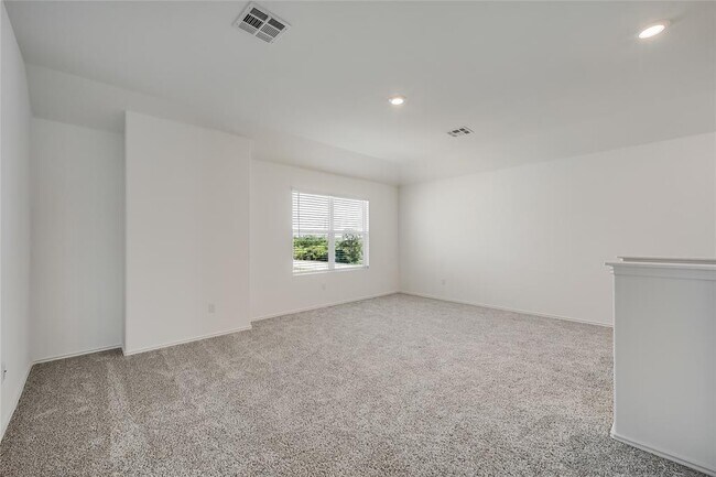 Building Photo - 932 Mallow Rd