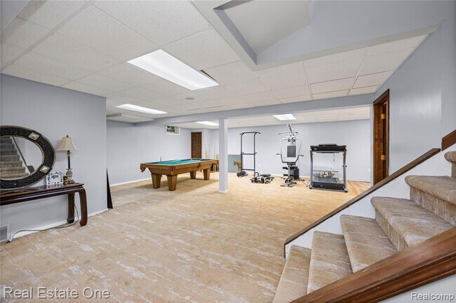 Building Photo - 13987 Glenwood Dr