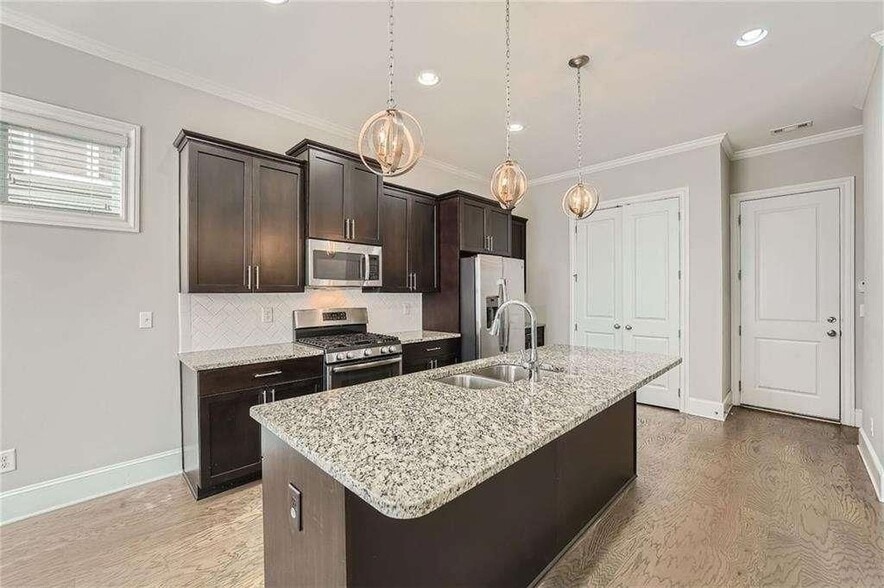 Building Photo - 18 Hardpan Aly