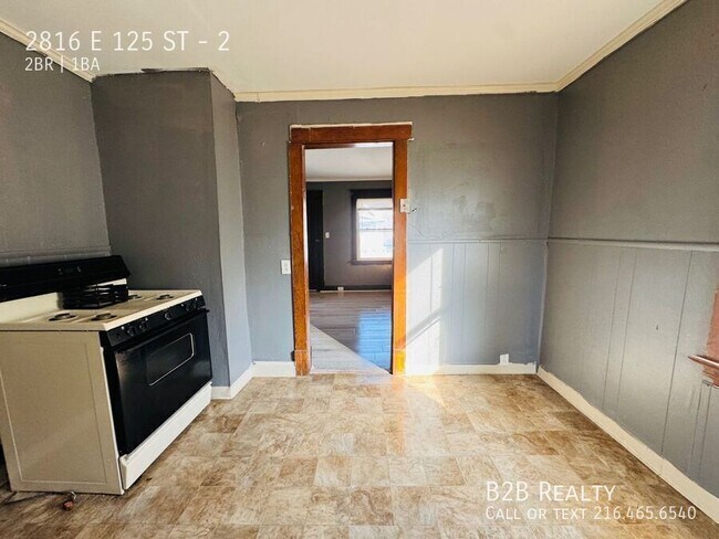 Building Photo - 2816 E 125th St