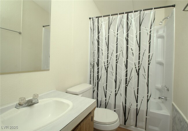 Building Photo - 5964 Shenandoah Ave