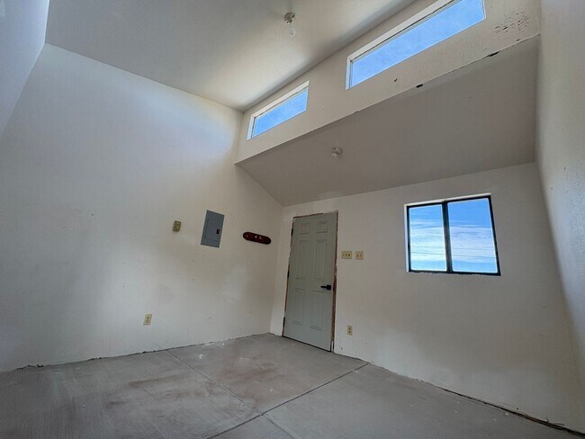 Building Photo - 4105 Ann St