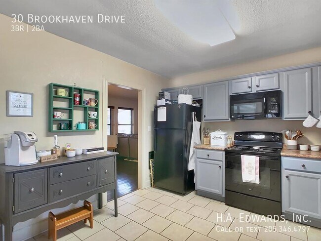 Building Photo - 30 Brookhaven Dr