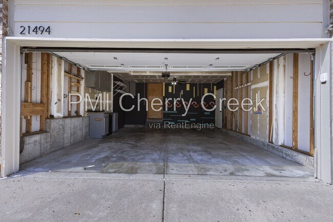 Building Photo - 21494 E Crestline Ln