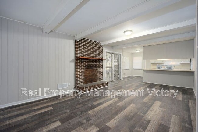 Building Photo - 1216 Huffman Rd