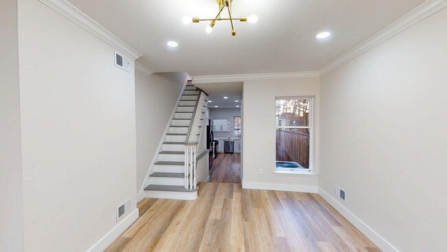 Building Photo - 1138 S Hanover St