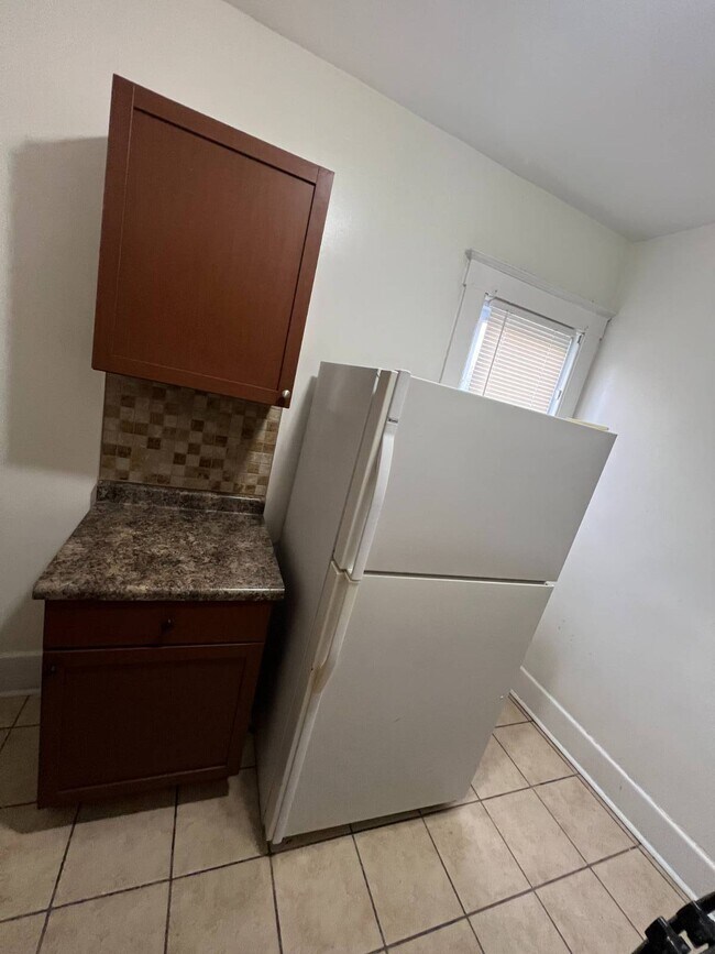 Building Photo - 1943 W Bethune St