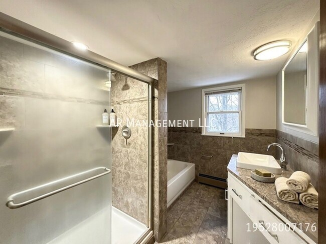 Building Photo - 11210 Sunset Trail