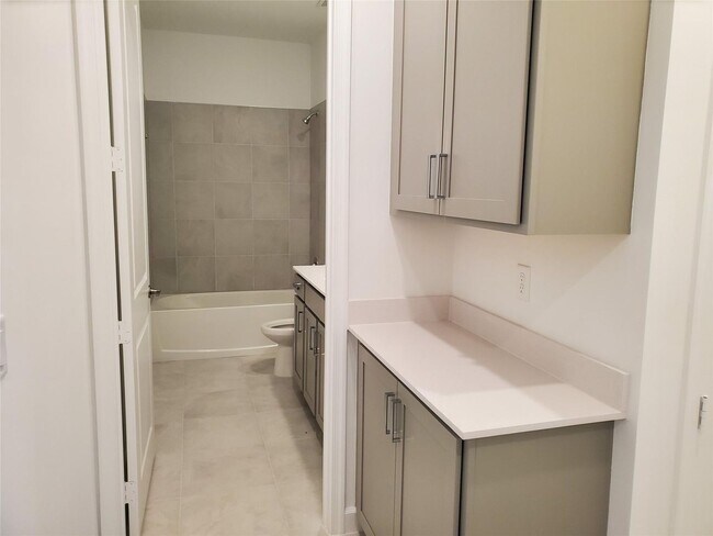 Building Photo - 1313 Haywagon Tr.