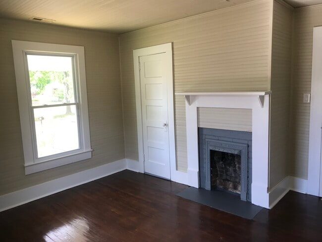 Building Photo - 506 Pickens St