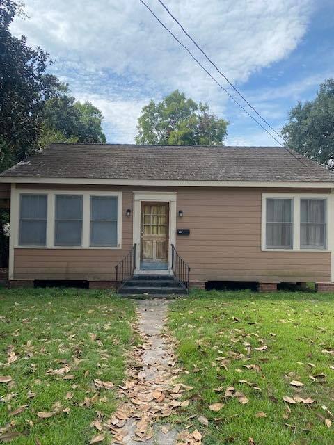 Building Photo - 119 W Bertheaud Ave