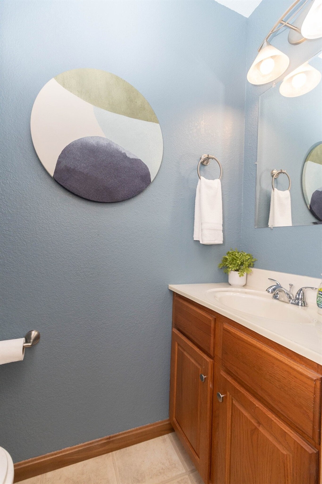 Building Photo - 12 Hannah Ln