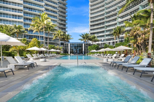 Building Photo - 2200 N Ocean Blvd