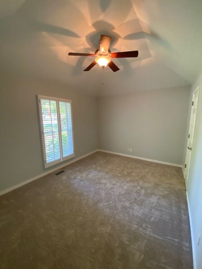 Building Photo - Gorgeous Home In Pinnacle Country Club!