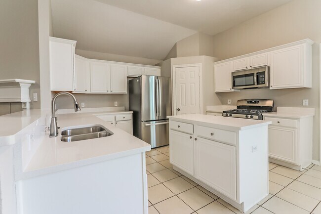Building Photo - 4815 Chase More Dr