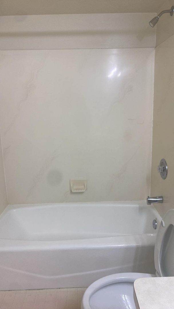 Building Photo - Great One Bedroom near Provo Rec Center, U...