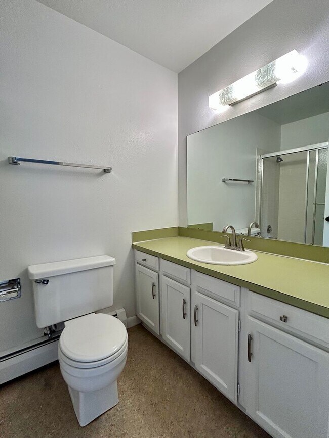 Building Photo - Affordable 3 Bed 2 Bath Condo, Attached Garage, on Quiet Street in Lafayette