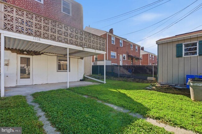Building Photo - 1108 Cobbs St
