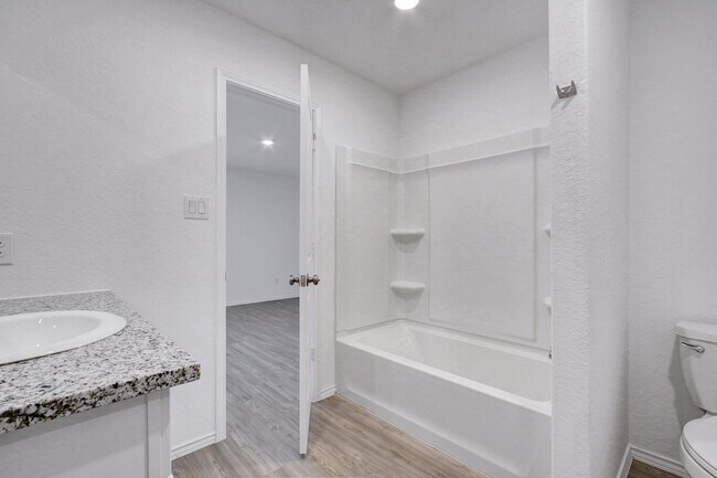Building Photo - 4 Bedroom Home on Corner Lot in Waterwheel Subdivision