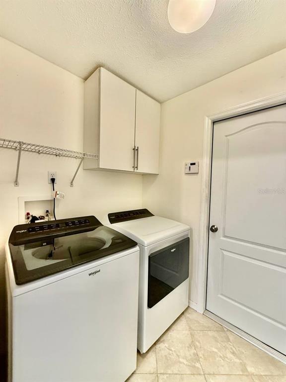 Building Photo - 9815 La Vonda St