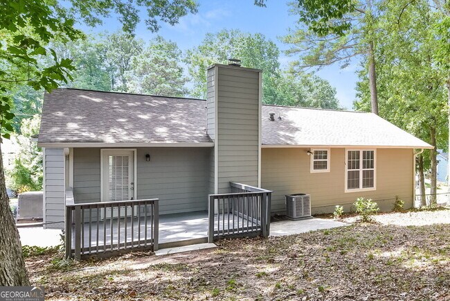 Building Photo - 2145 Atkinson Ln