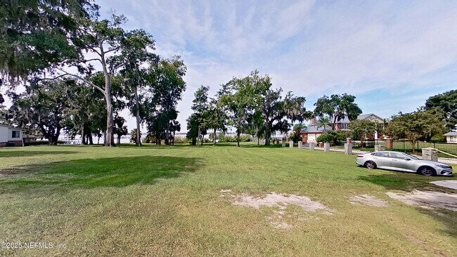 Building Photo - 5148 Floral Bluff Rd