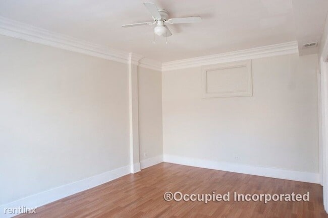 Building Photo - 5200 S Harper Ave