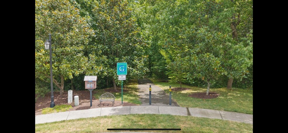 Building Photo - 437 Chapel Grove Ln