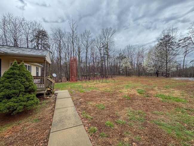 Building Photo - 3Bedroom/2Bath Home with High-Speed Firefly Internet