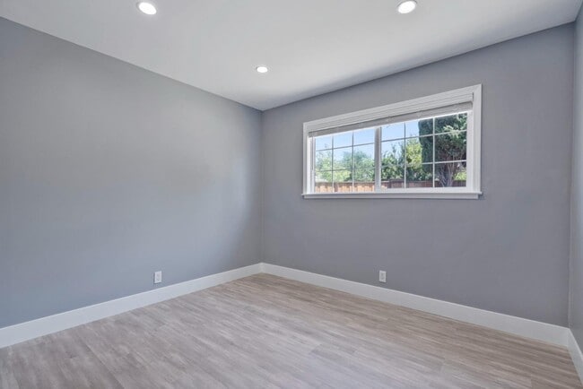 Building Photo - 3438 Fife Way