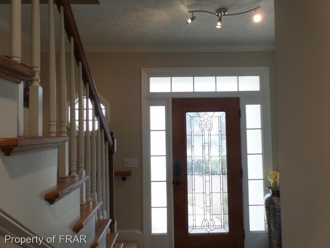 Building Photo - 124 Highgrove Ct