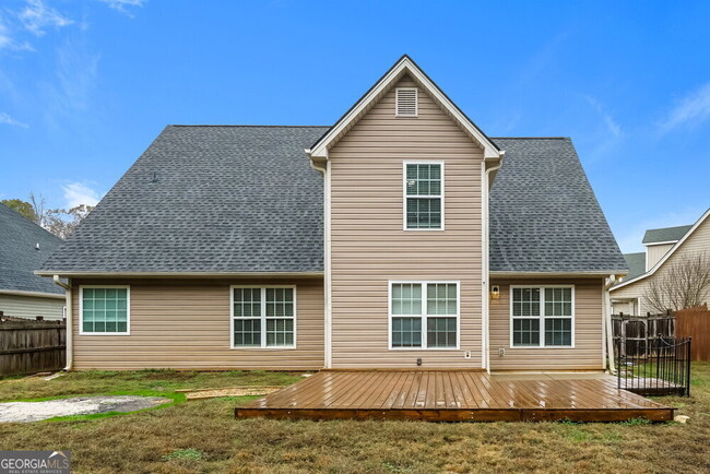 Building Photo - 256 Raleigh Way