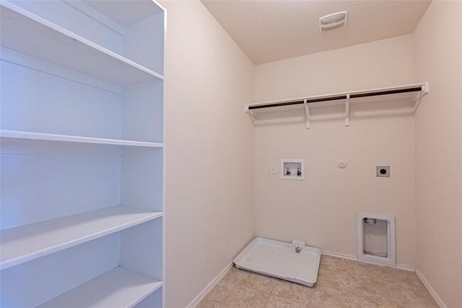 Building Photo - 3701 Black Granite Dr