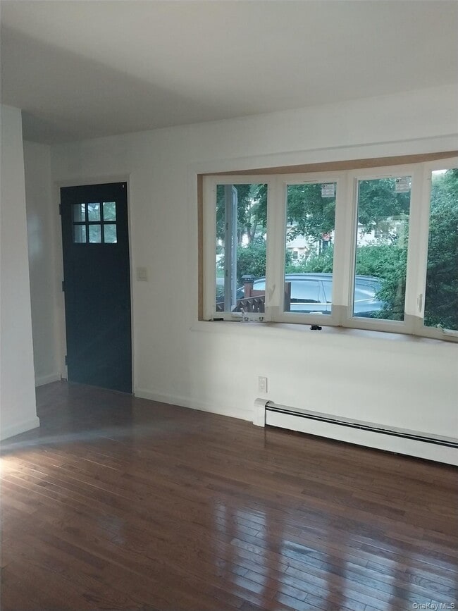 Building Photo - 282 Whittier Dr