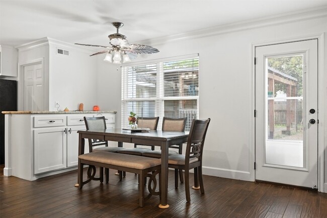 Building Photo - 10507 Cypresswood Dr