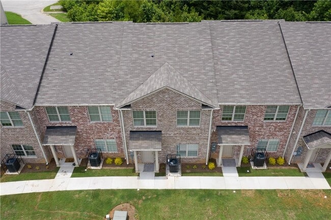 Building Photo - 3390 Mount Zion Rd