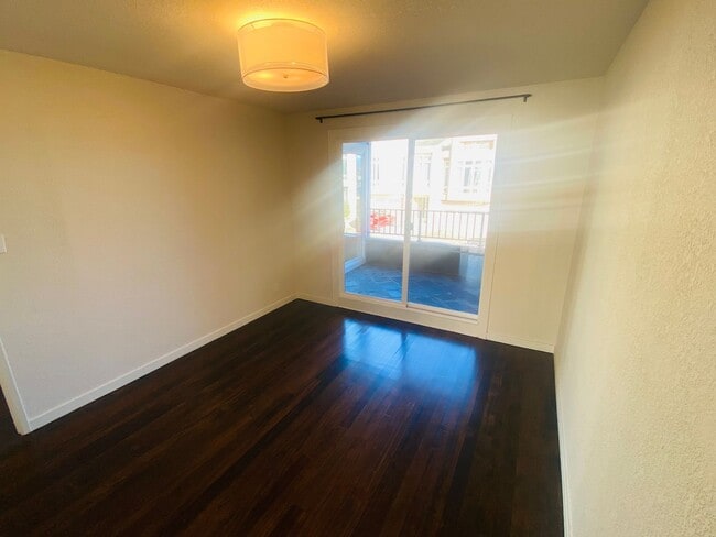 Building Photo - EPIC REA, INC.- Beautiful Noe Valley Remod...